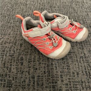 KEEN Kids' Pink and Gray Sneakers
